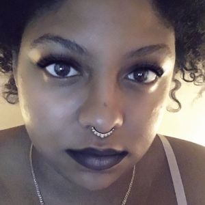 Meet your Posher, Janet